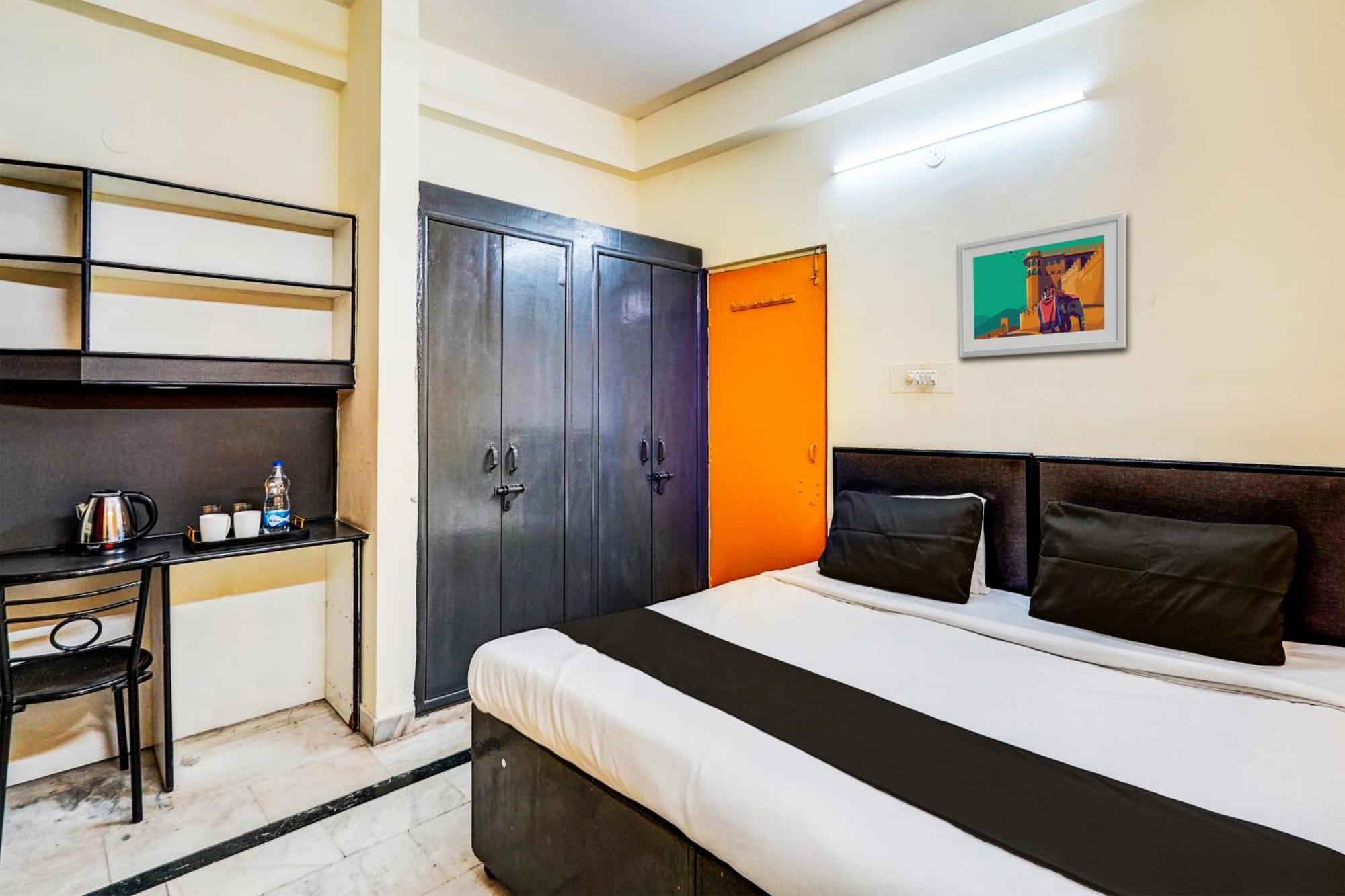 Hotel O Aryan Home Stay Деградун Екстер'єр фото