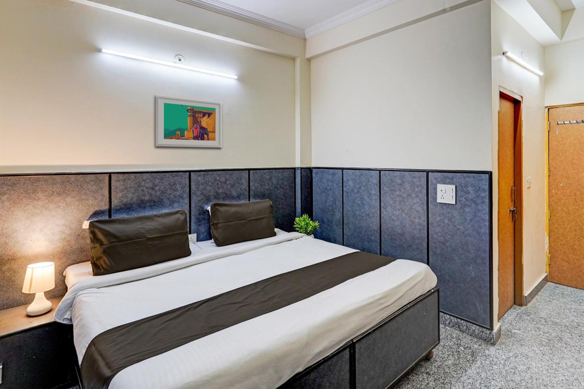 Hotel O Aryan Home Stay Деградун Екстер'єр фото